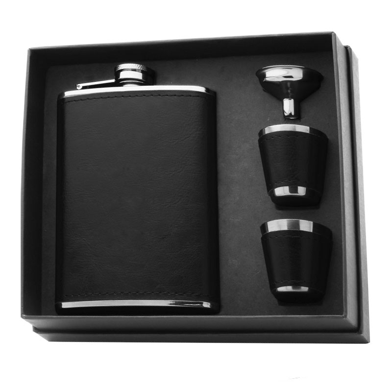 Leatherette Flask Gift Set